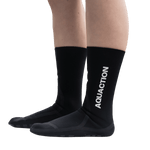 Avantouintipaketti sisältäen Aqua Gloves -hanskat ja Aqua Socks 2.5 mm -uintisukat - Aquaction