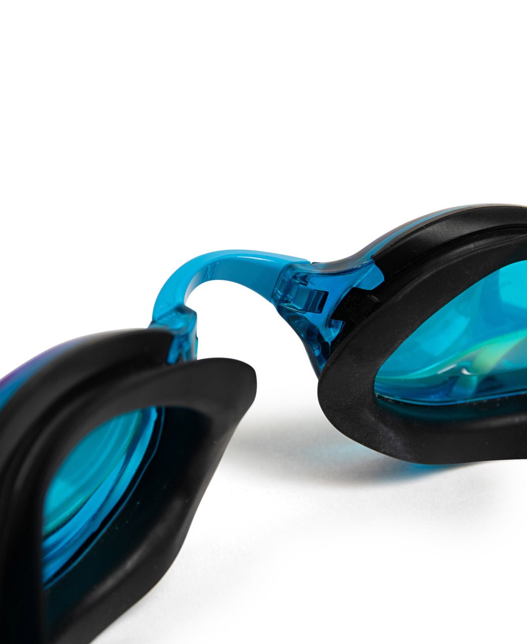 Cobra Edge Swipe Mirror, aqua - mustaArena