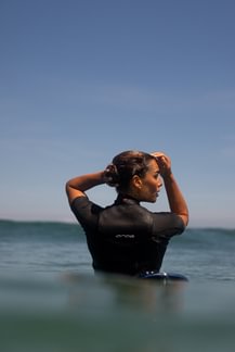 Tango 2:2 lyhythihainen naisten V2 naisten surffimärkäpukuOrca